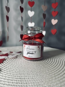 Świeczka walentynkowa z naklejką MAŁA