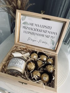 Dzień Mamy i Taty - pudełko prezentowe