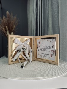 Pamiątka ślubna - kwadratowe pudełko na pieniądze